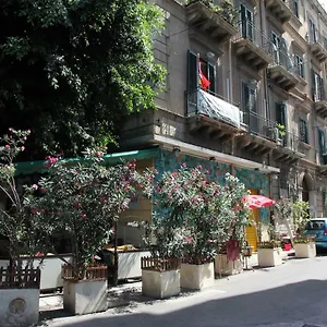 Stazione Nocleg ze śniadaniem Palermo